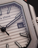 Specht & Söhne SP0028A3-L Automatic CUBIC L White